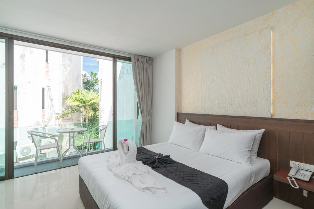 Отель Destination Patong Экстерьер фото